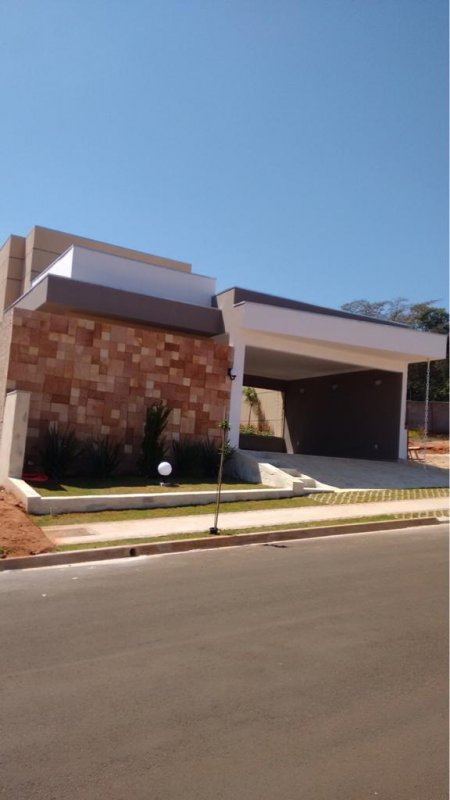 Casa em Condomnio - Venda - Vila Santista - Bauru - SP