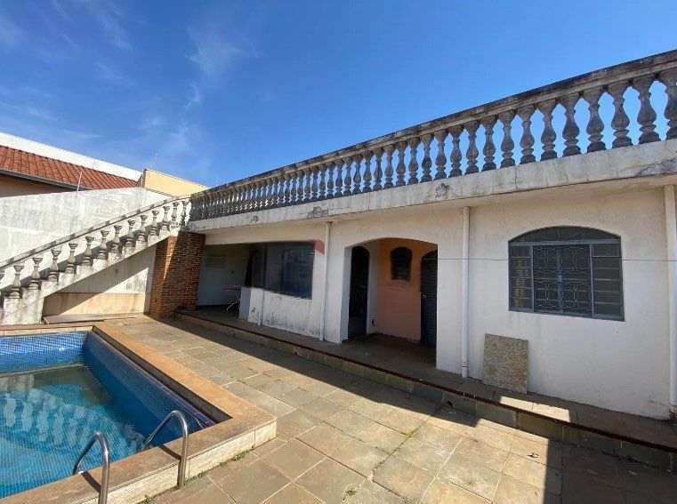 Casa - Venda - Núcleo Residencial Presidente Geisel - Bauru - SP